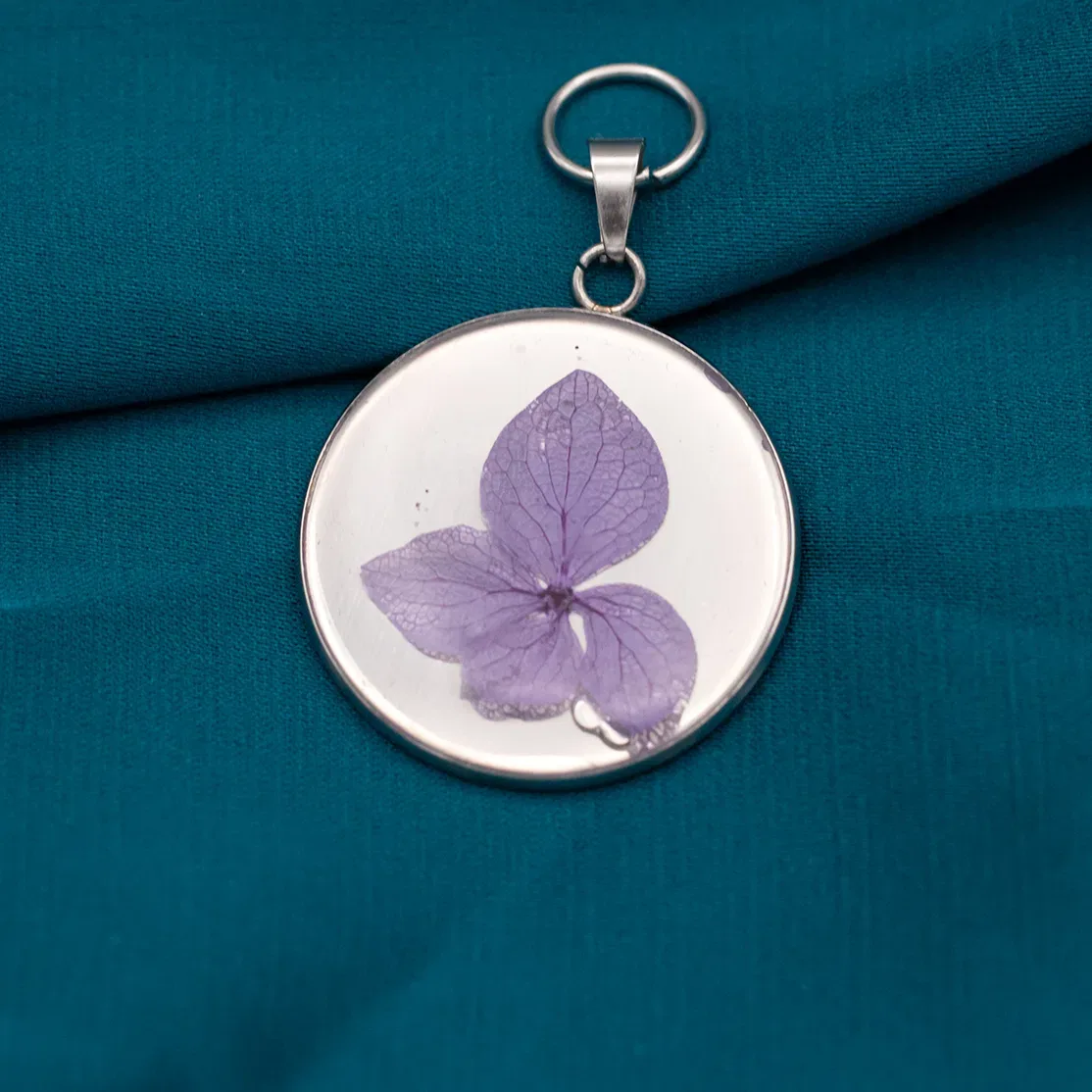 Pendenti Cabochon in Acciaio Inox con Resina e Fiori Essiccati