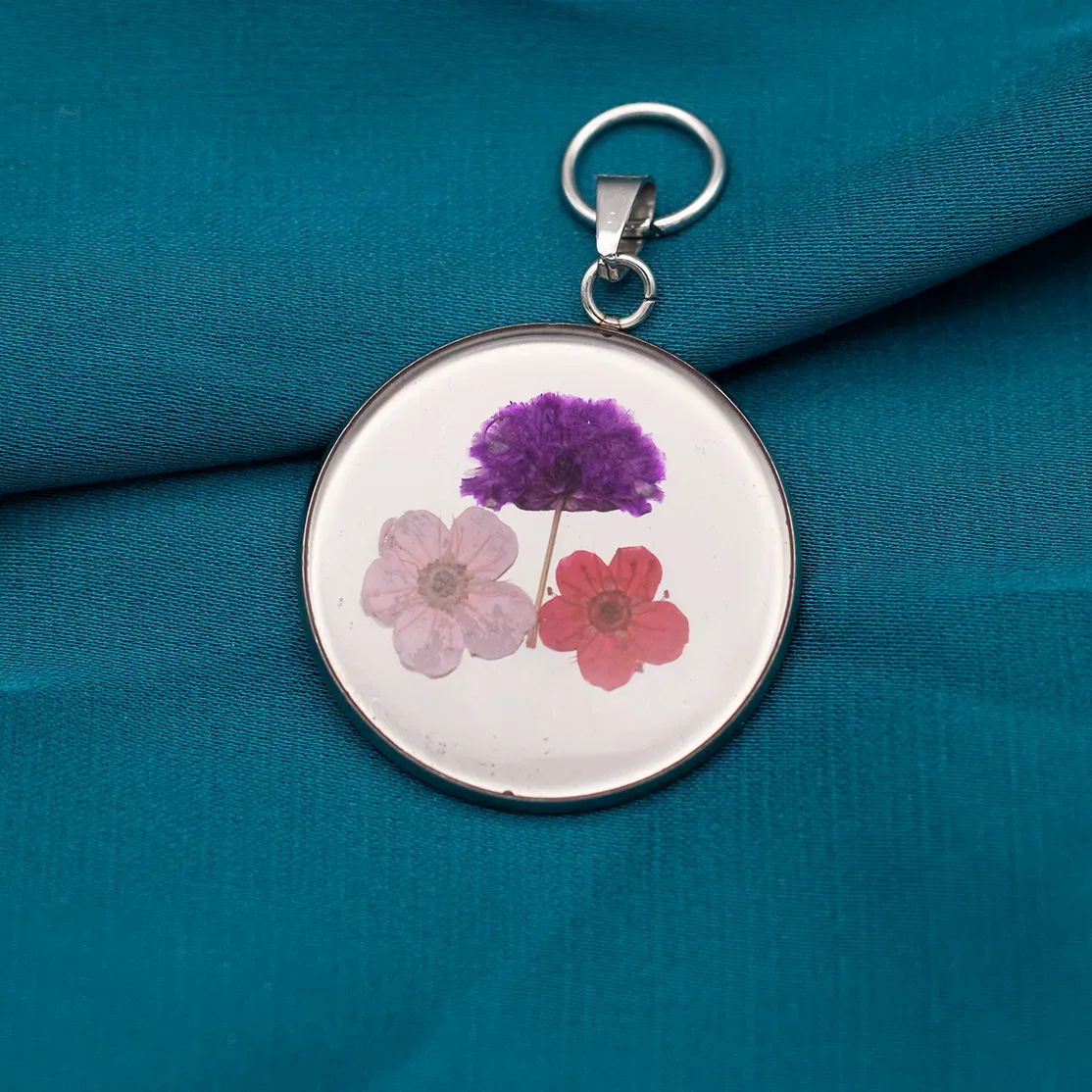 Pendenti Cabochon in Acciaio Inox con Resina e Fiori Essiccati