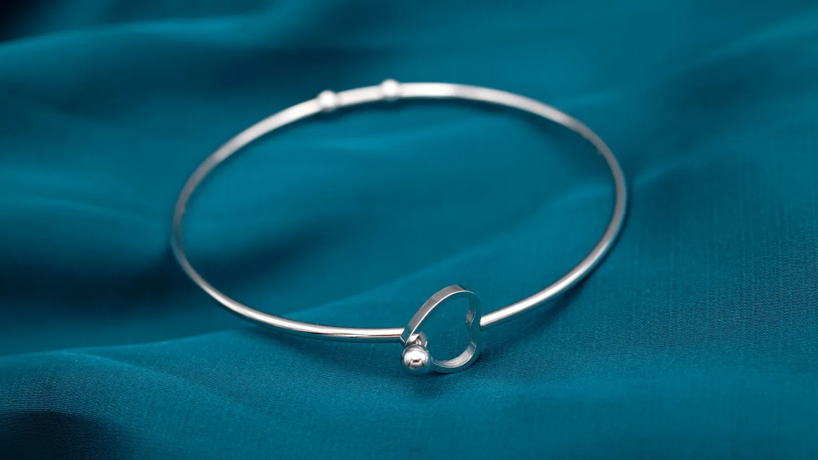 Bracciale Rigido Piccolo Cuore
